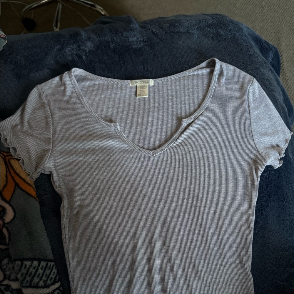 Bozzolo Heather Gray V-Neck Tee